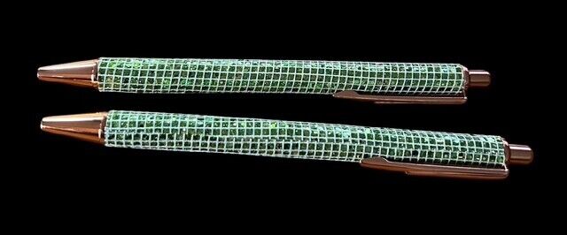 Glitter Ballpoint Pen Green Glitter with Rose Trim